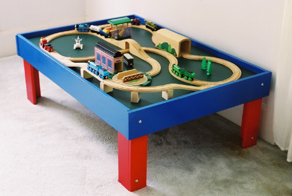 table photo