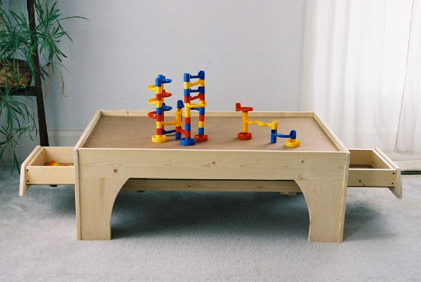 table photo